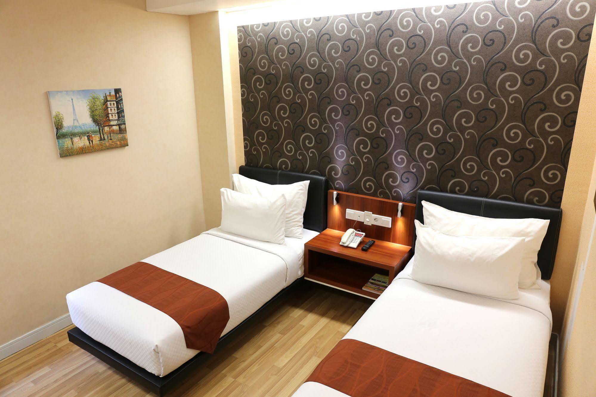 Citihub Hotel Джокьякарта Экстерьер фото